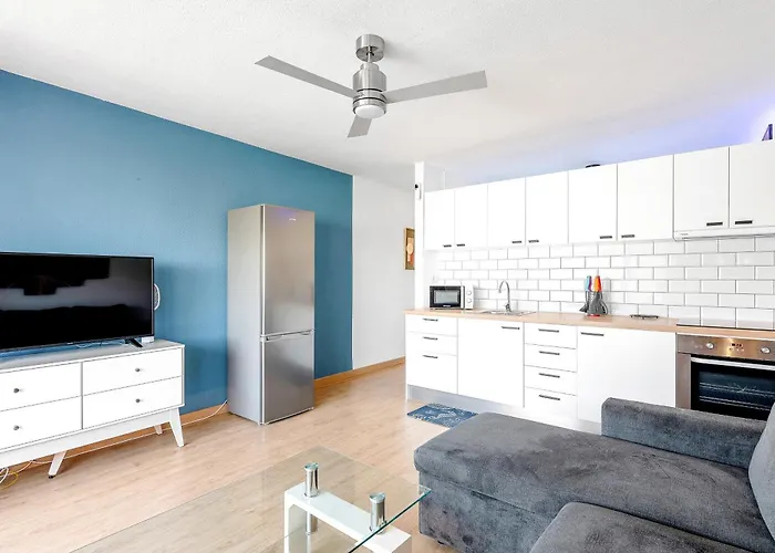 Sasha Tenerife * طوستا ديل سيلونثيو