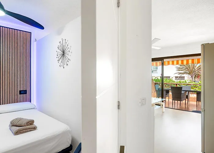 Sasha Tenerife Коста-дель-Силенцио